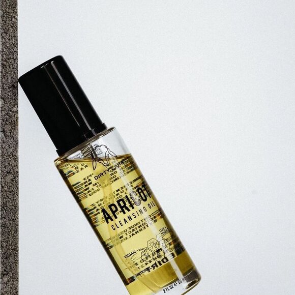 Dirty Lamb Apricot Cleansing Oil - Picture 3 of 3